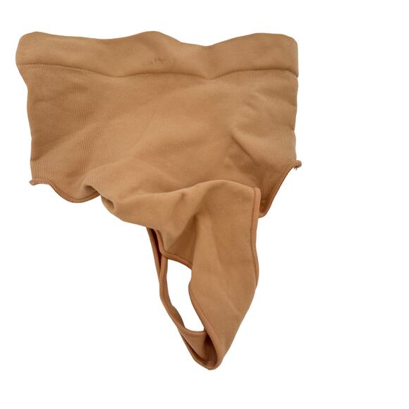 Skims Seamless Sculpt Mid Waist Thong Shapewear Size Small / Medium - Picture 1 of 4